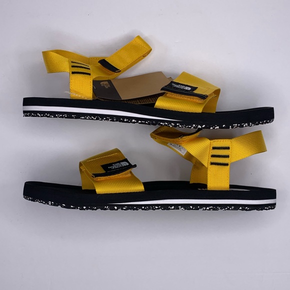 New THE NORTH FACE Skeena Mens Sandals black/yellow size 11